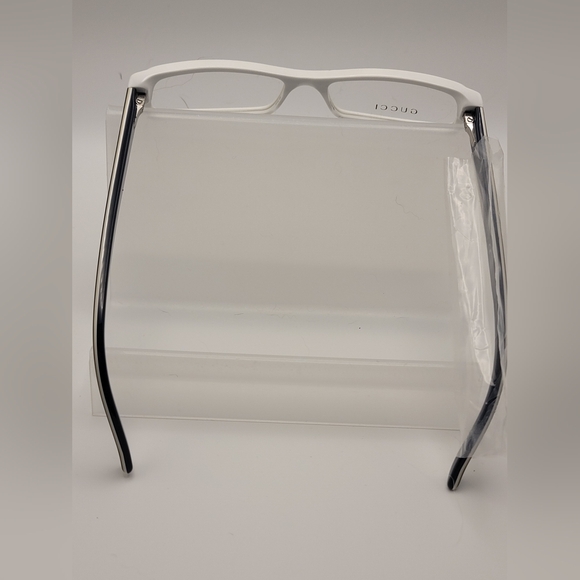 Gucci Glasses with Foldable Case - Picture 3 of 10